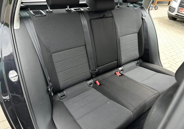Skoda Octavia cena 36800 przebieg: 239000, rok produkcji 2014 z Grudziądz małe 667